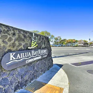  Apartment Big Island With Pool Access Walk To Beach! United States