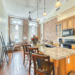  Apartment Serendipity United States